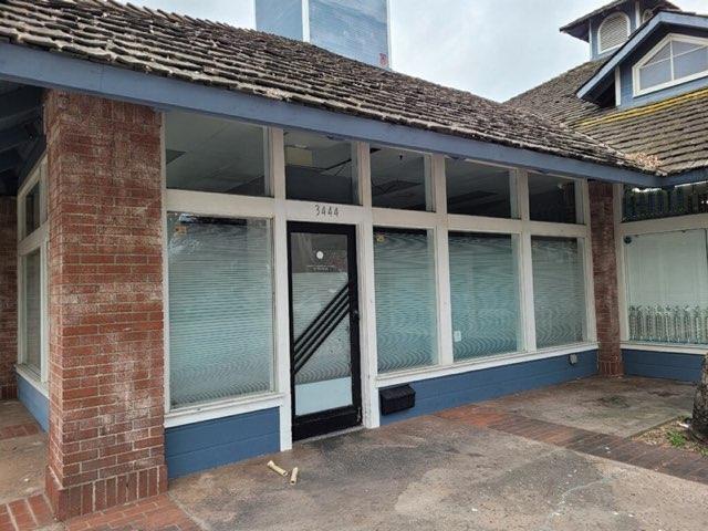 More Photos Of 3400-3500 Los Coyotes Diag, Long Beach General Retail For Lease