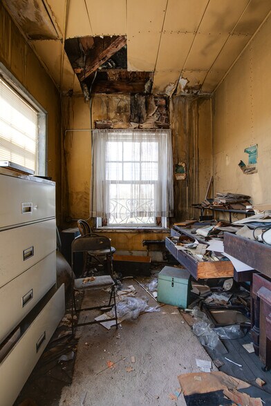 More Photos Of 2500 E Marshall St, Richmond Office For Lease