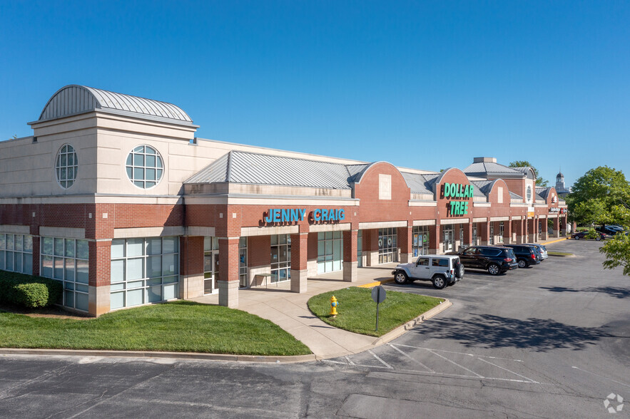 Primary Photo Of 3600 Springhurst Blvd, Louisville Storefront For Lease