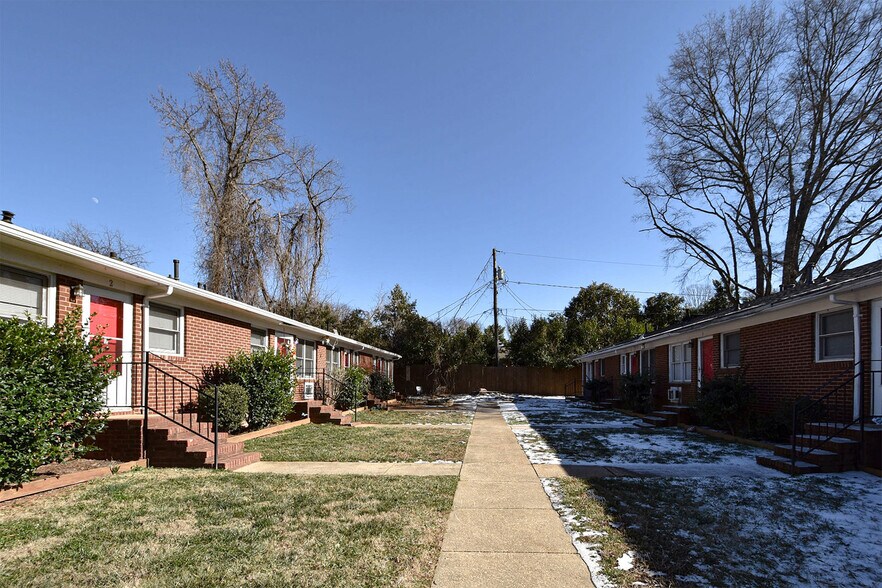 More Photos Of 3532-3538 N Sharon Amity Rd, Charlotte Apartments For Sale