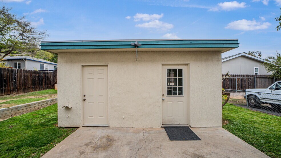 More Photos Of 7425 Waite Dr, La Mesa Apartments For Sale