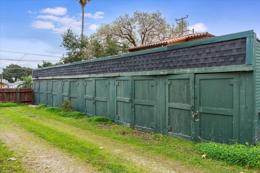 More Photos Of 687 Islay St, San Luis Obispo Apartments For Sale