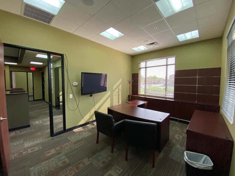 More Photos Of 2915 E Baseline Rd, Gilbert Office For Lease