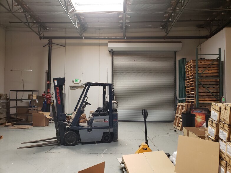 More Photos Of 3917 Schaefer Ave, Chino Warehouse For Lease