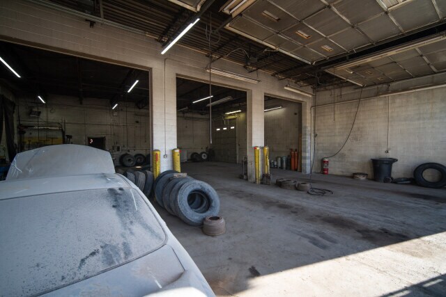 More Photos Of 232 Ferdinand St, Detroit Truck Terminal For Sale