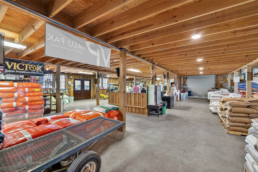 More Photos Of 2668 Huntsville Hwy, Fayetteville General Retail For Sale