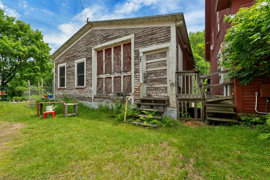 More Photos Of 22 Main St, Ashland Warehouse For Sale