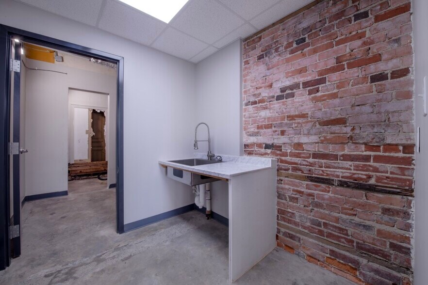 More Photos Of 130 N Arendell Ave, Zebulon Storefront Retail Office For Sale