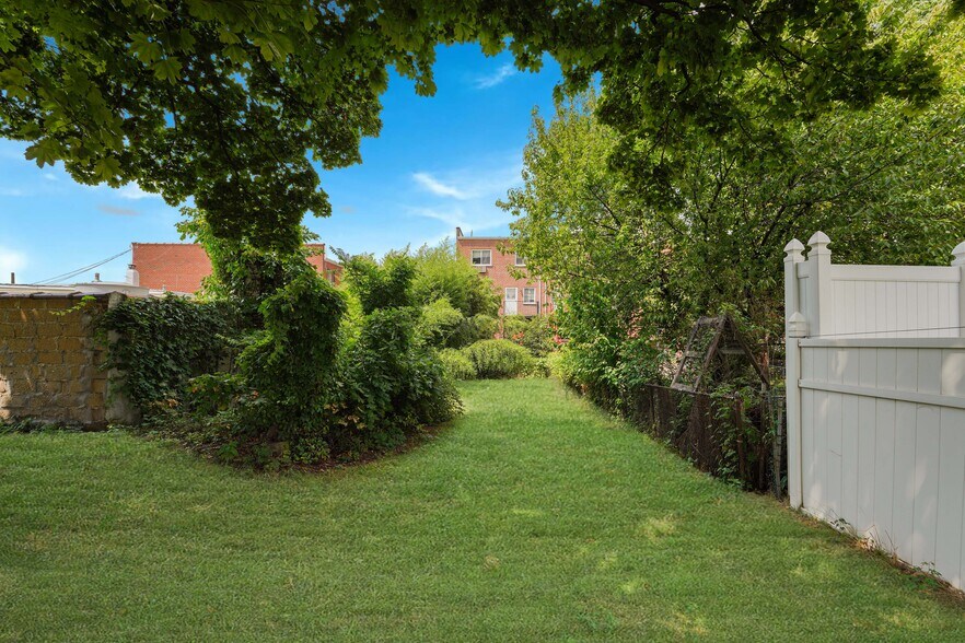 More Photos Of 2594 50th St, Woodside Land For Sale