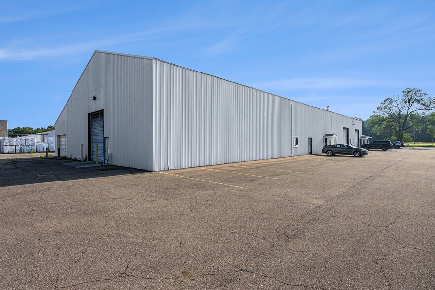 More Photos Of 9340 Shaver Rd, Portage Manufacturing For Sale