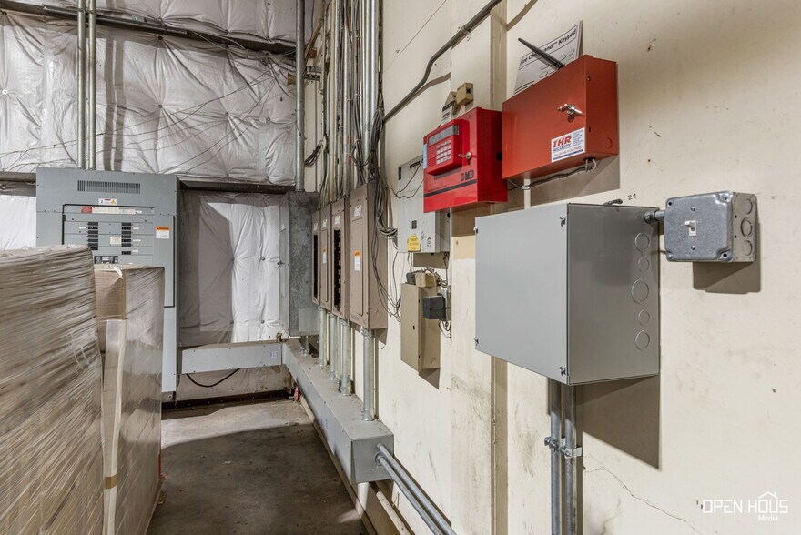 More Photos Of 208 Randy Dr, Wichita Falls Warehouse For Sale