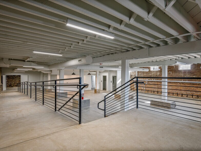 More Photos Of 170 Lyman St, Asheville Office For Lease