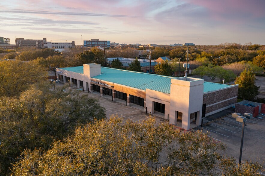 Primary Photo Of 2600 Cordes Dr, Sugar Land Storefront Retail Office For Sale