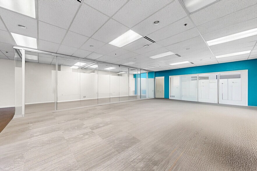 More Photos Of 521 E Locust St, Des Moines Storefront Retail Office For Lease