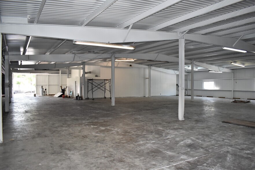 More Photos Of 2800 US Highway 1, Vero Beach Industrial For Lease