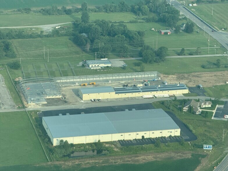 More Photos Of 12495 County Road 99, Findlay Freestanding For Lease