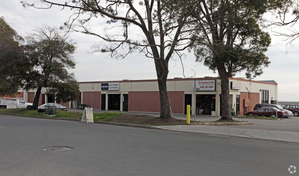 More Photos Of 3514-3544 Arden Rd, Hayward Warehouse For Lease