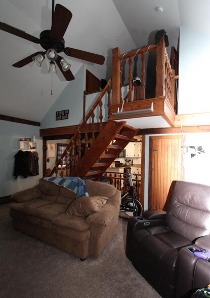 More Photos Of 19 West Ave, Woodstown Loft Creative Space For Sale