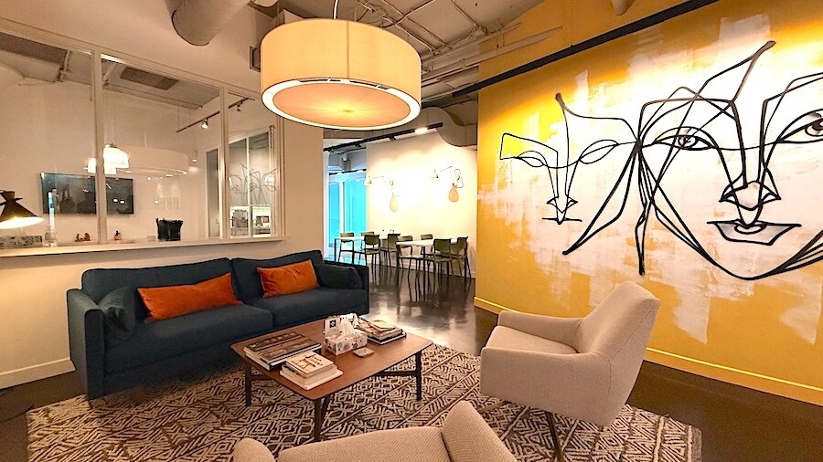 More Photos Of 119 Spadina Ave, Toronto Loft Creative Space For Lease