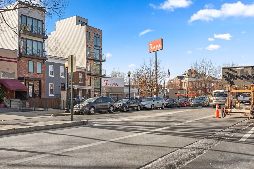 More Photos Of 1421 H St NE, Washington Restaurant For Lease