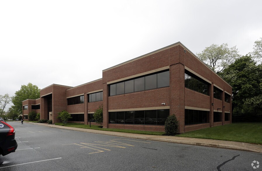 More Photos Of 3711 Kennett Pike, Greenville Office For Lease