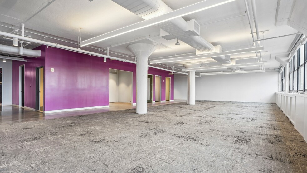 More Photos Of 31-00 47th Ave, Long Island City Industrial For Lease