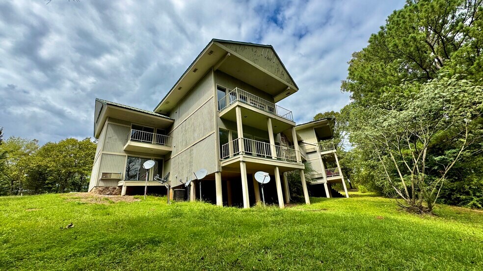 More Photos Of 6270 Aquarius Dr, Alpine Apartments For Sale