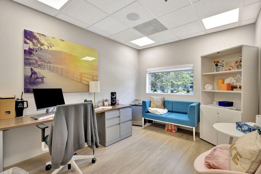 More Photos Of 402 SE 6th Ave, Delray Beach Medical For Lease