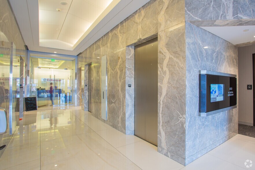 More Photos Of 4131 N Central Expy, Dallas Office For Lease