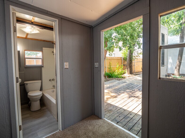 More Photos Of 420 W Johnson St, Norman Multifamily For Sale
