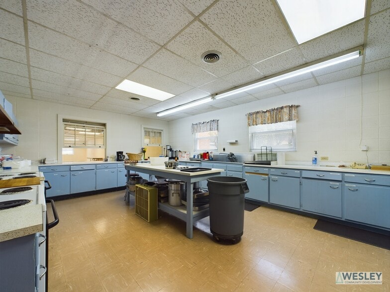 More Photos Of 2405 Bellemeade St, High Point Religious Facility For Sale