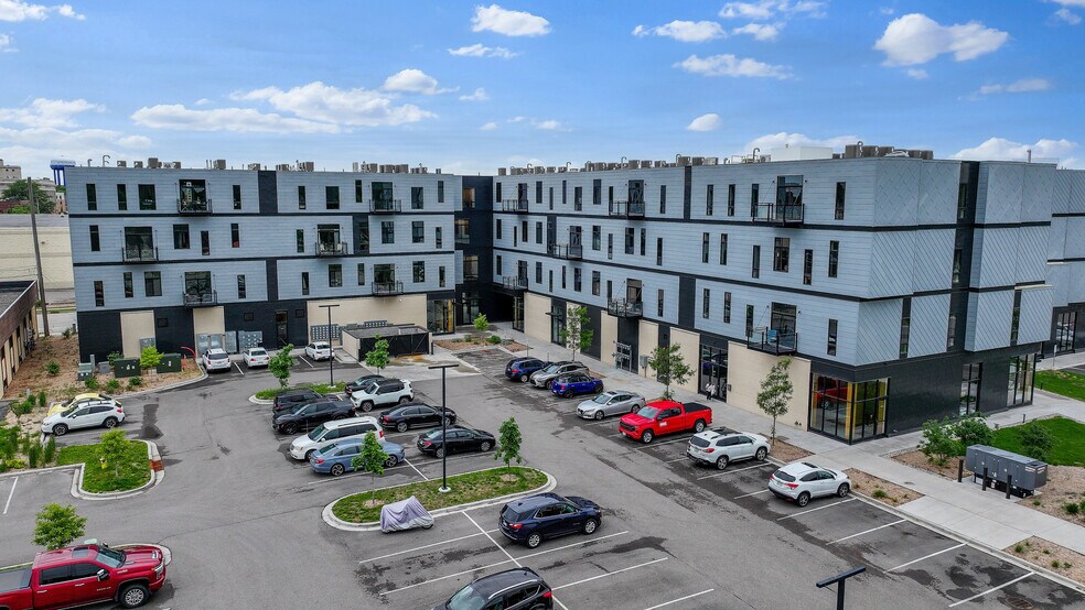 More Photos Of 1020-1060 Centerpoint Dr, Stevens Point Apartments For Lease