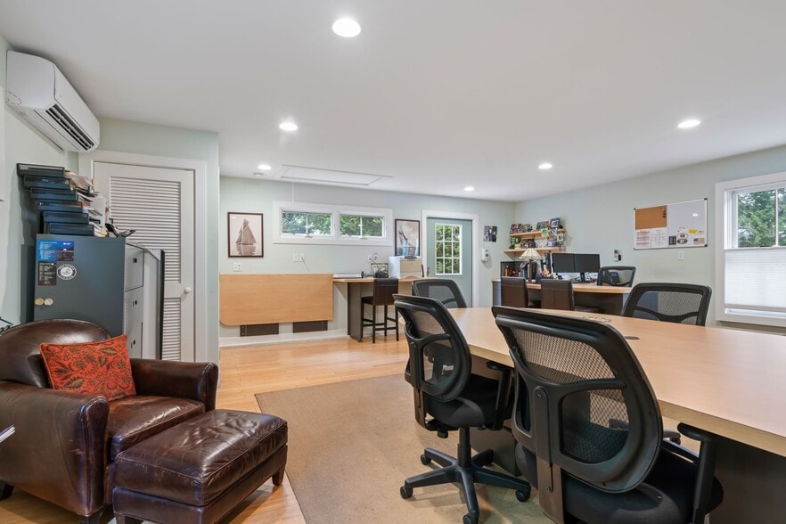 More Photos Of 67 Fort Salonga Rd W, Northport Loft Creative Space For Sale