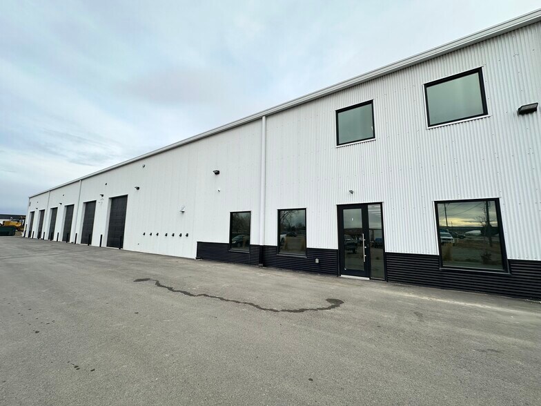 More Photos Of 1450 S 32nd St W, Billings Warehouse For Sale