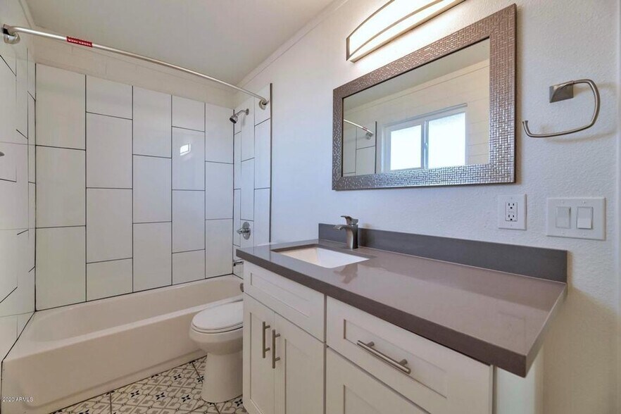 More Photos Of 6725 E Earll Dr, Scottsdale Apartments For Sale