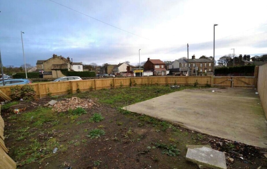 66 Abb Scott Ln, Bradford, WYK BD6 2NF Land For Sale