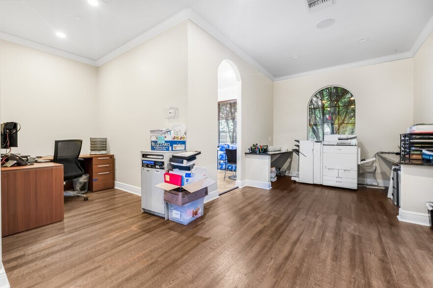 More Photos Of 3615 E Frontage Rd, Tampa Office Residential For Sale