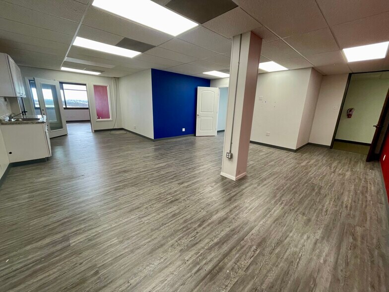 More Photos Of 14602 S Padre Island Dr, Corpus Christi Bank For Lease