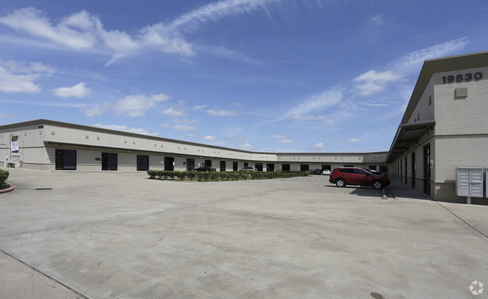 More Photos Of 19830 FM 1093, Richmond Light Manufacturing For Lease