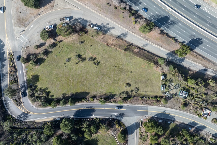 More Photos Of 1 Wilder Rd, Orinda Land For Sale