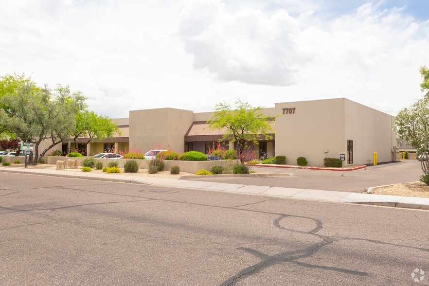 Primary Photo Of 7707 E Acoma Dr, Scottsdale Research And Development For Lease