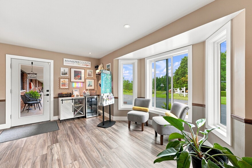 More Photos Of 8127 Chippewa Hwy, Bear Lake Hotel For Sale