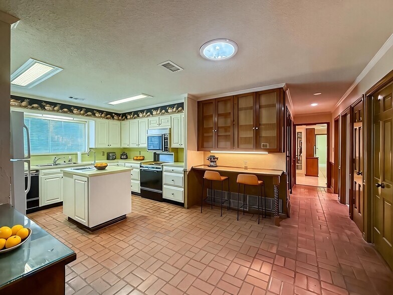 More Photos Of 13001 Stonebridge Rd, Argyle Land For Sale