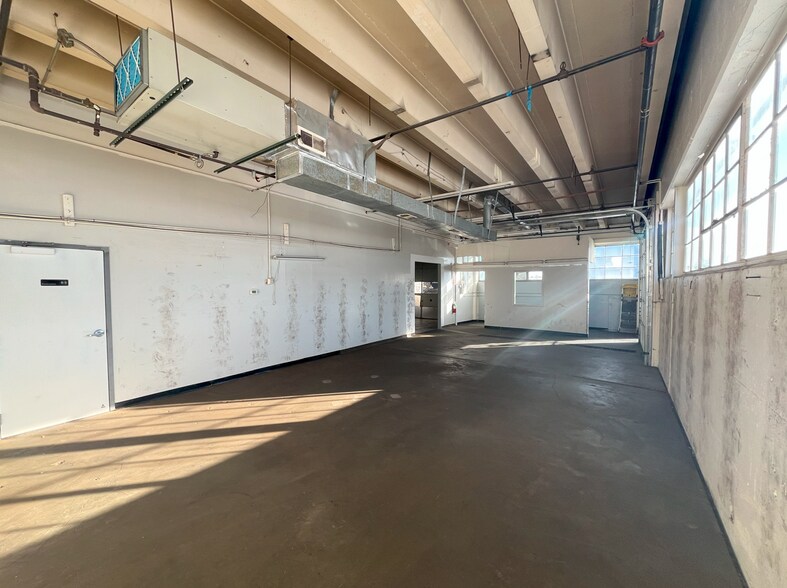 More Photos Of 555 Alter St, Broomfield Service For Lease