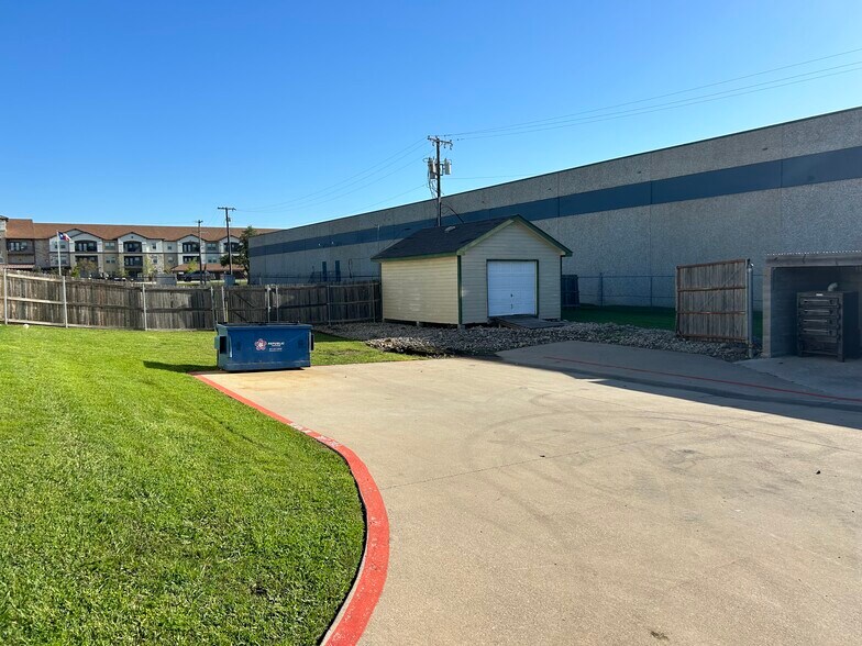 More Photos Of 7307 Business Pl, Arlington Warehouse For Lease