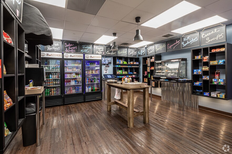 More Photos Of 695 US Highway 46, Fairfield Office For Lease