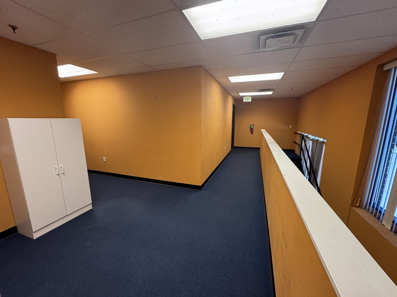 More Photos Of 8141 W I-70 Frontage Rd, Arvada Warehouse For Sale