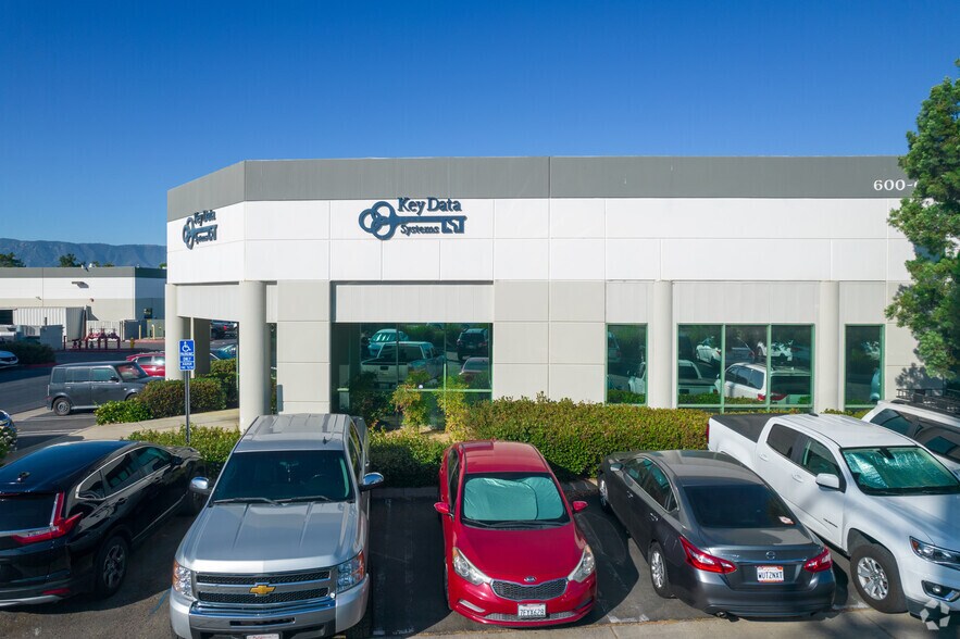 More Photos Of 600 Central Ave, Lake Elsinore Office For Lease
