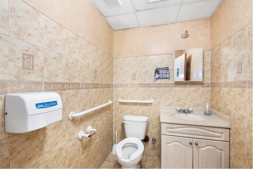 More Photos Of 1502 Voorhies Ave, Brooklyn Apartments For Lease