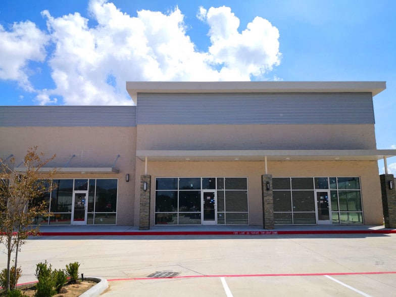 More Photos Of 25031 Westheimer Pky, Katy Storefront For Lease